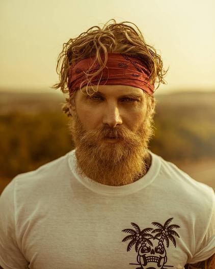 7 ideas de Bandana hombre  bandana, peinado cabello largo hombre