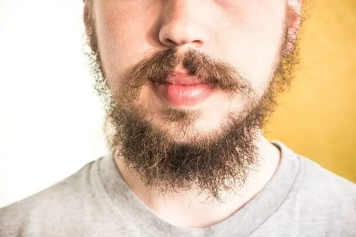 Qué hacer y qué no hacer con una barba desaliñada