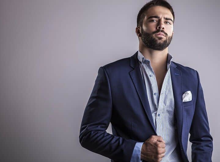 Hombre Con Barba Corta Estilo