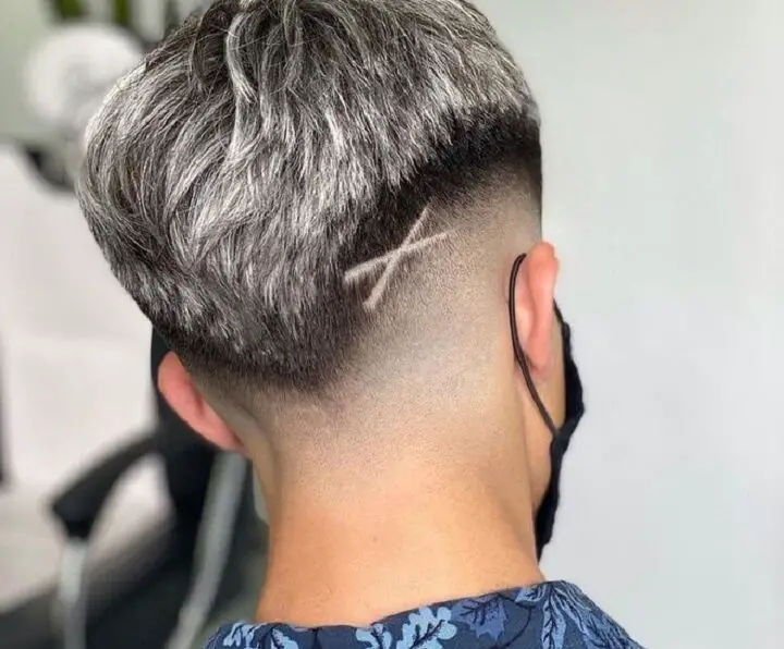 Corte de pelo texturizado en blanco y negro